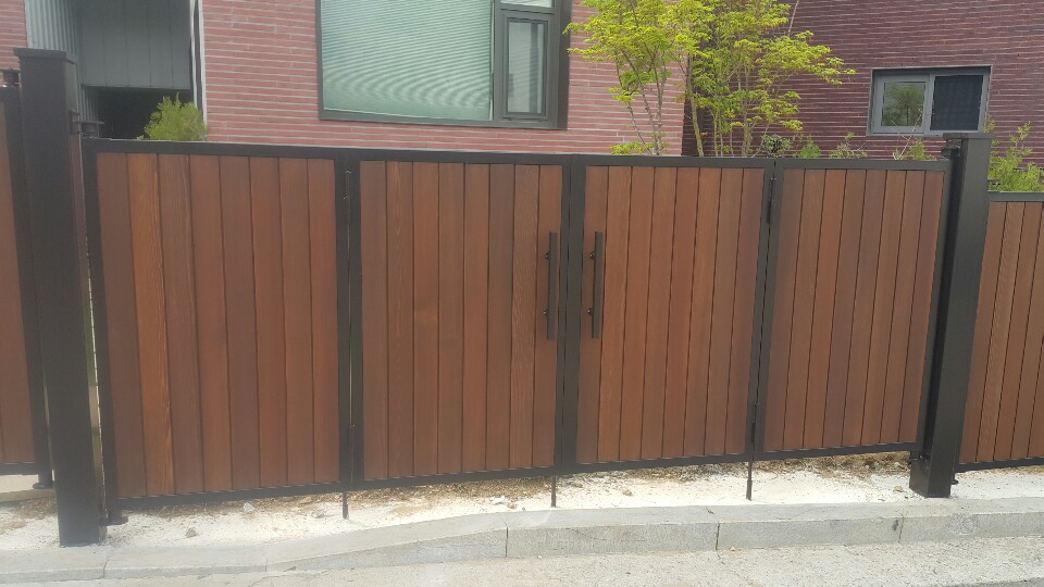 3717599699_Z7RGm3WP_43bac984d3541486b8487c5a9a103d2654a1a8a9.jpg 이미지크게보기